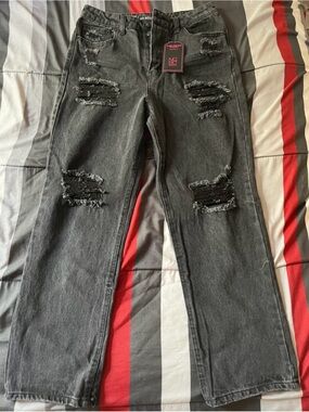 Black Women’s Jeans Ripped Denim